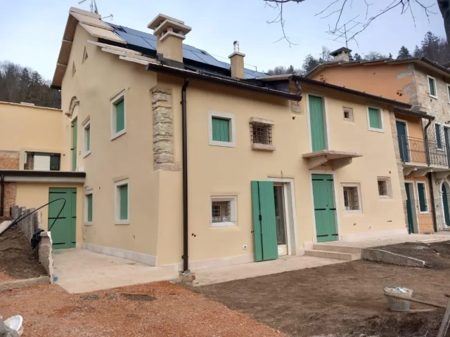 Ristrutturazione Edificio Bosco Chiesanuova